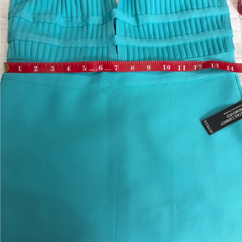 VENUS Turquoise Deep-V Backless Ribbed Sheath Dress - Picture 11 of 13